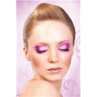 Baci Lashes, черно-фиолетовый 
Накладные ресницы