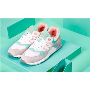  Кроссовки женские Adidas. Артикул 332906