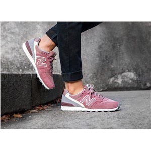  Кроссовки женские Adidas. Артикул 332994